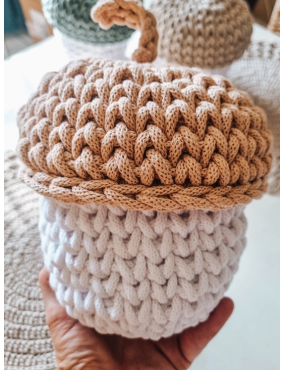 Panier de rangement "Gland" en crochet